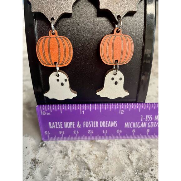 Halloween Pumpkin Bat Ghost Drop Dangle Earrings pierced ears- NEW - Picture 2 of 4